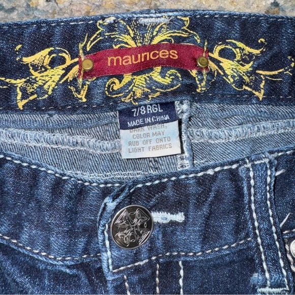 Maurice’s Women’s jeans SZ 7/8R Blue Dark Wash Fading Whiskering Low Rise 💖 - Picture 6 of 8